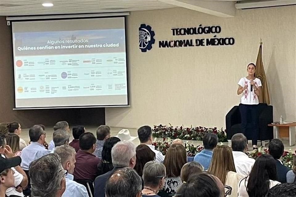 Claudia Sheinbaum visitó las instalaciones del Instituto Tecnológico de la Laguna.