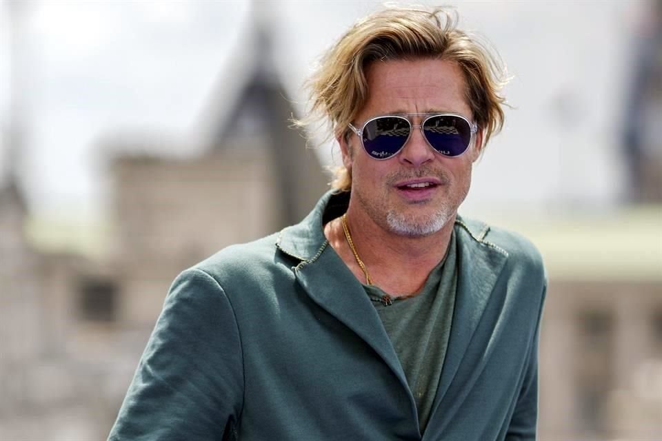 El actor Brad Pitt empezó el rodaje de 'Apex', la cual protagonizará y está inspirada en la F1; el productor es el piloto Lewis Hamilton.