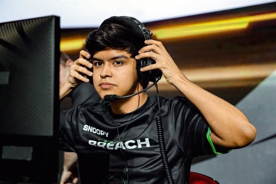Éric Samuel Pérez Lozano ya es un gamer profesional.