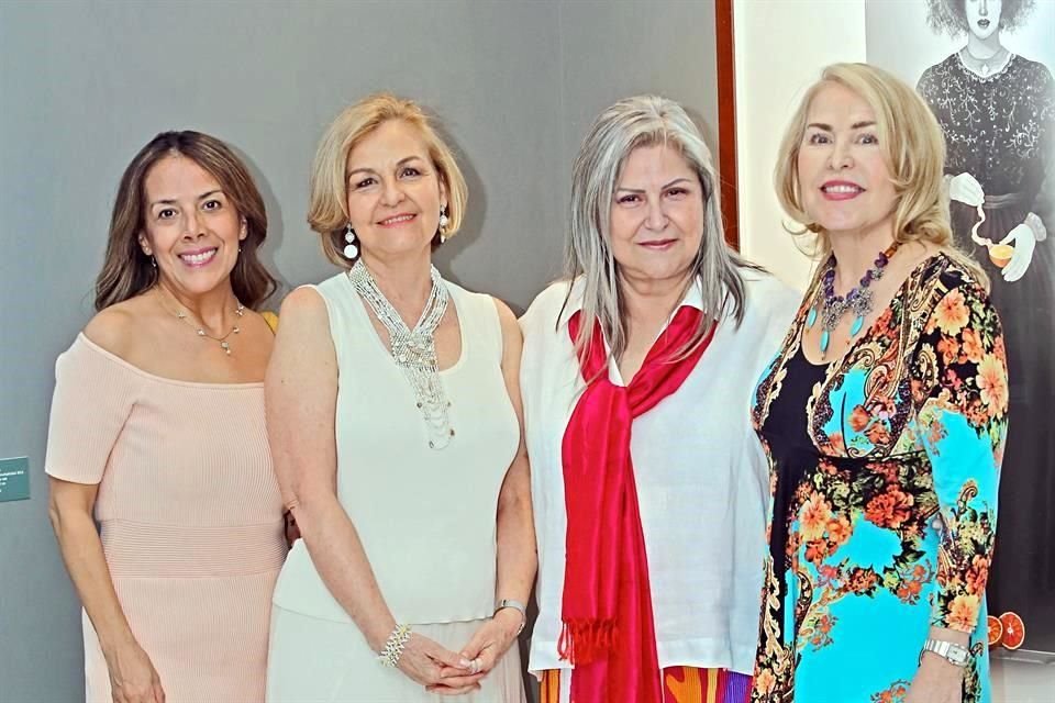 Marina Miranda, Mariela Coindreau de Canavati, Alma Rosa Olvera y Cristina Sada Salinas