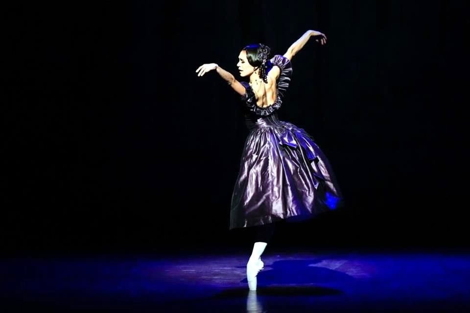 La bailarina dice que en el escenario le da prioridad a la interpretación más que la técnica.