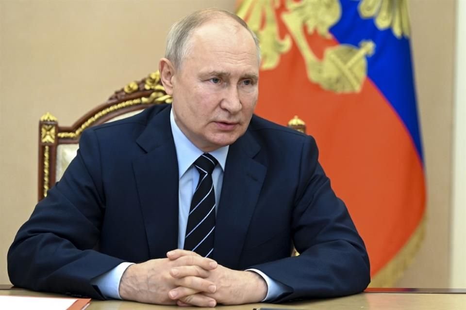 El Presidente de Rusia, Vladimir Putin, durante una videoconferencia en el Kremlin, en Moscú.