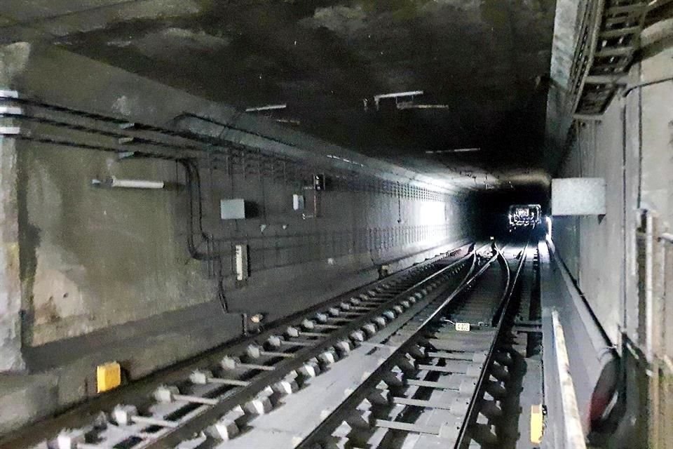 Al detectar deficiencias en el sistema contra incendios del túnel de la Línea 2, Metrorrey invertirá 100 millones de pesos para renovarlo.