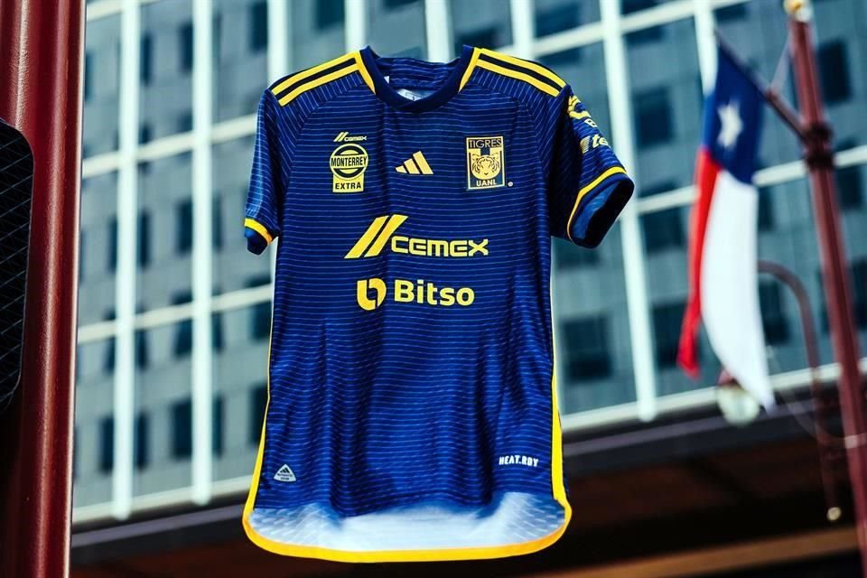 Los Tigres presentaron su nuevo uniforme de visita para el ciclo futbolístico.