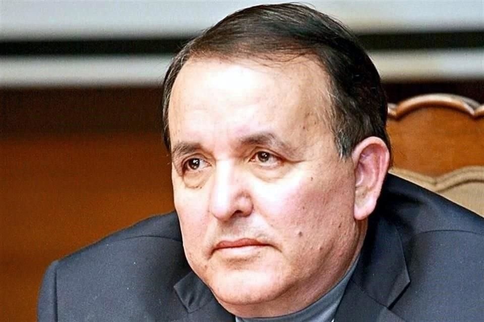 Rafael Serna, Tesorero del Municipio de Monterrey.