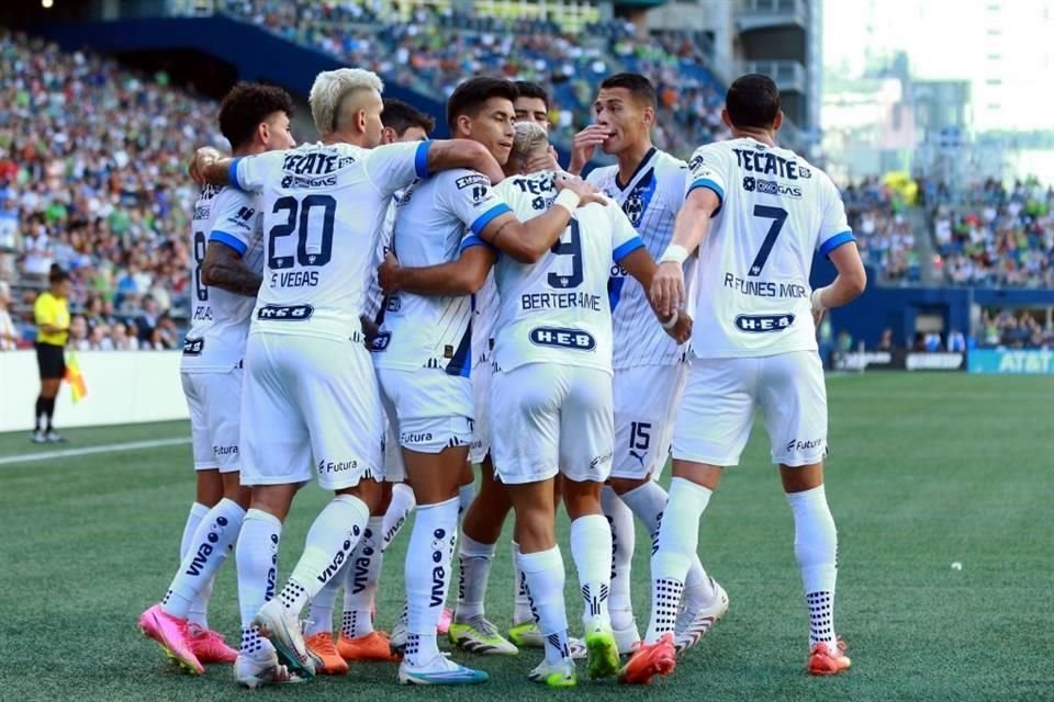 Germán Berterame comenzó la reacción albiazul al minuto 31, cuando hizo el primero de sus tres tantos.