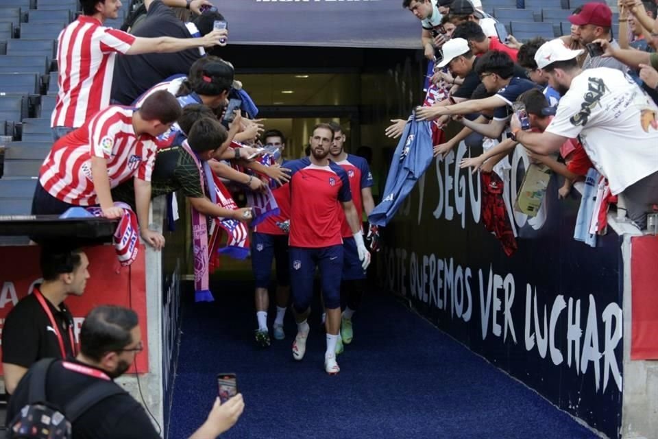 Afición regiomontana gozó en grande la fiesta que armaron Atlético de Madrid y Real Sociedad en Monterrey. Así se vivió el ambiente en el Gigante de Acero.