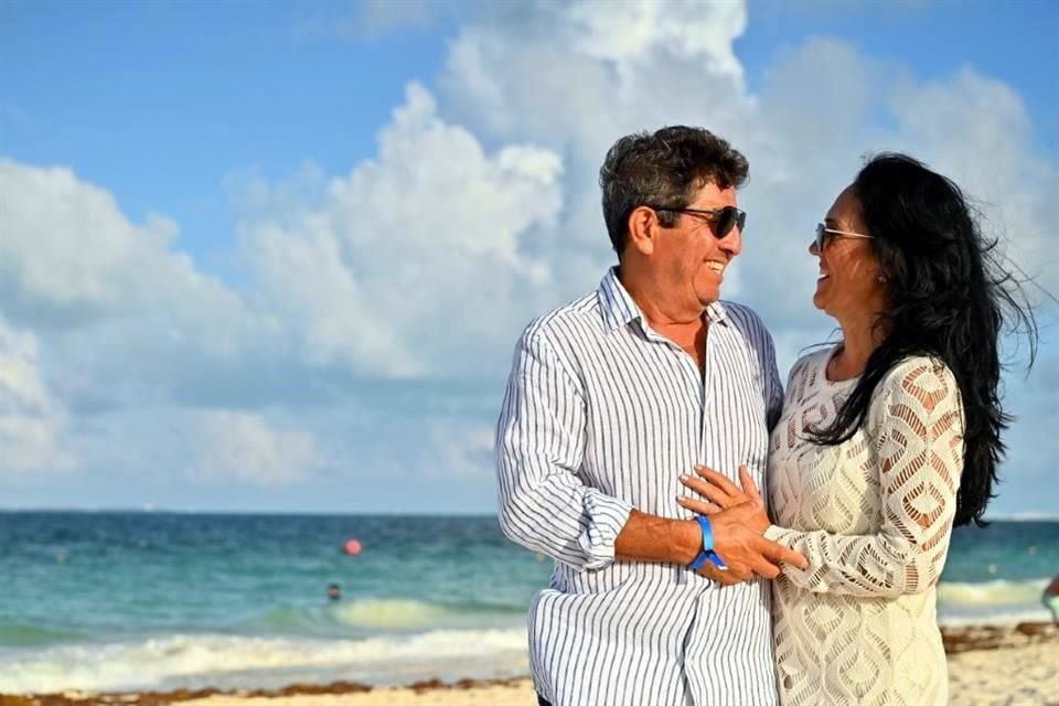 CANCÚN <br>Ana Marroquín y Juan Rodríguez