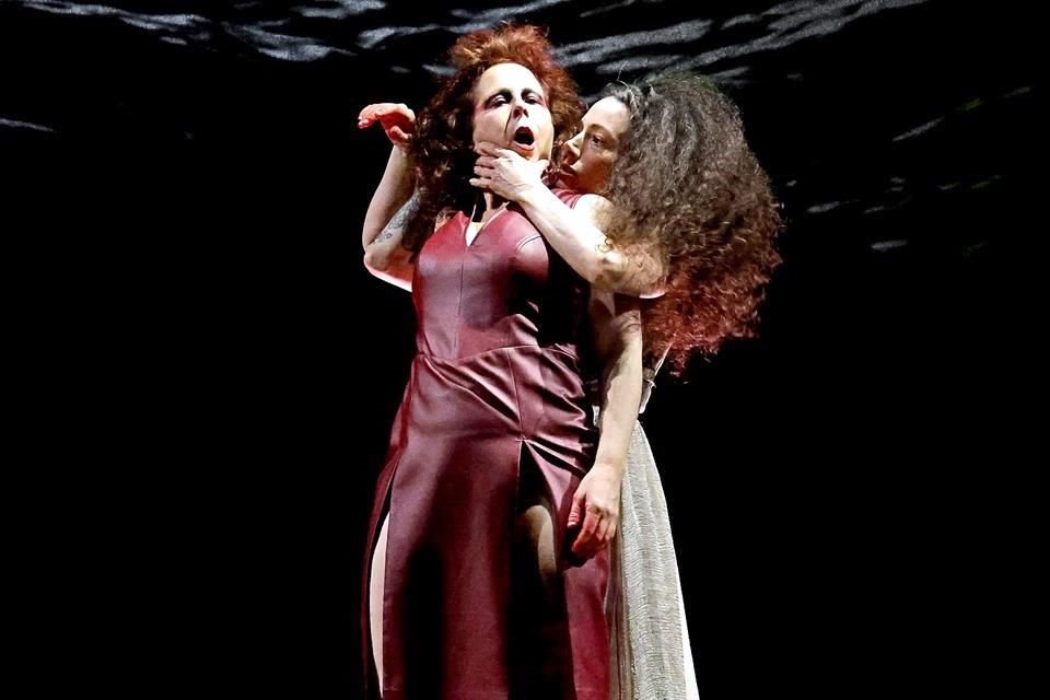 'Éxtasis Medea' llega al escenario del Foro Lucerna con una reinterpretación del mito griego.