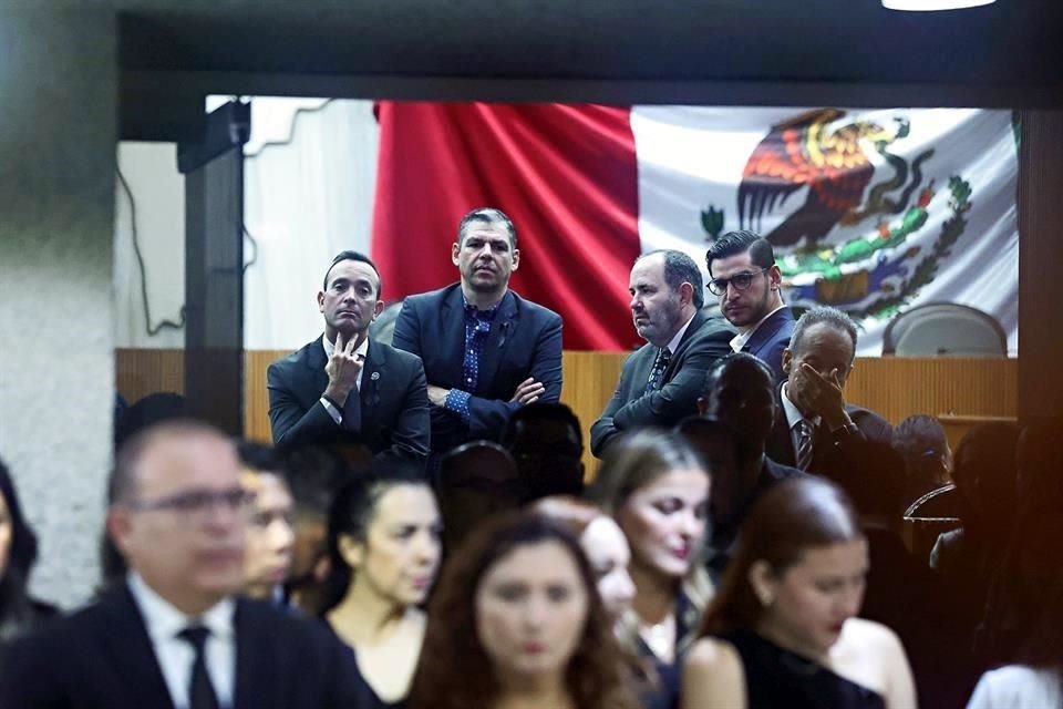 Carlos de la Fuente en el homenaje al director Jurídico.