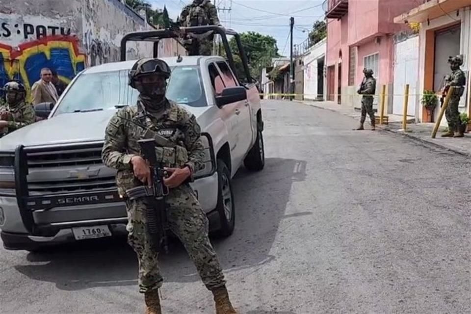 En el fuerte operativo participan agentes de la Marina.