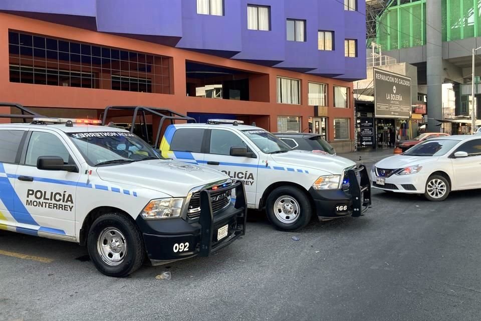 Los uniformados llegaron al Hotel Son-Mar, ubicado en la Avenida Alfonso Reyes.