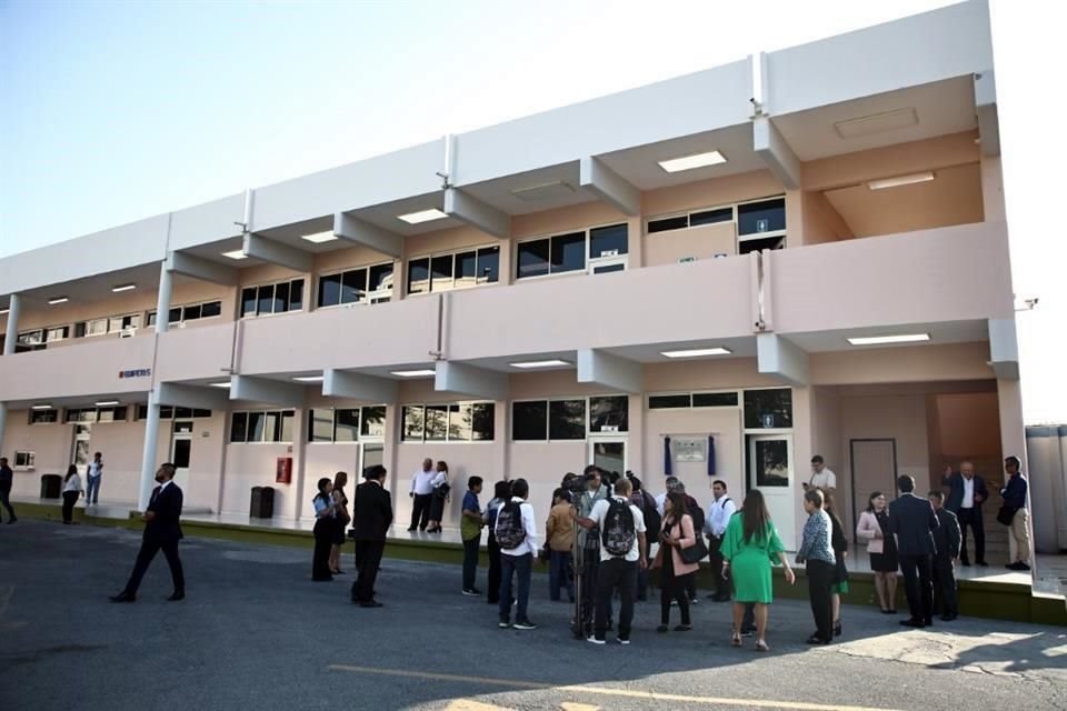 Como parte del arranque de un nuevo semestre, la UANL inauguró hoy el CIDEB Obispado.