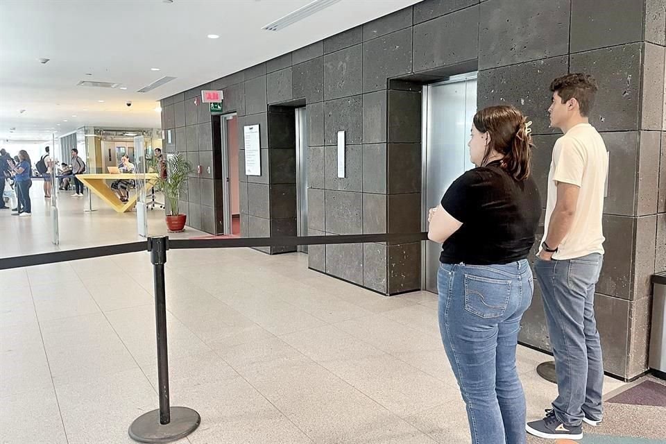 Una zona de la biblioteca del Tec fue cerrada temporalmente.