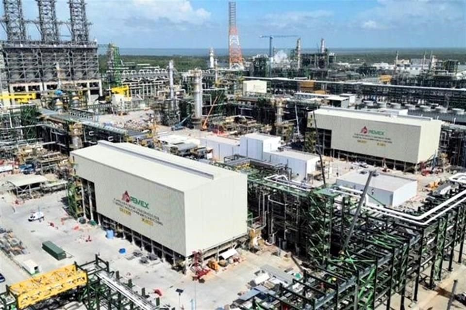 La Refinería Olmeca, instalada en Dos Bocas, Tabasco.