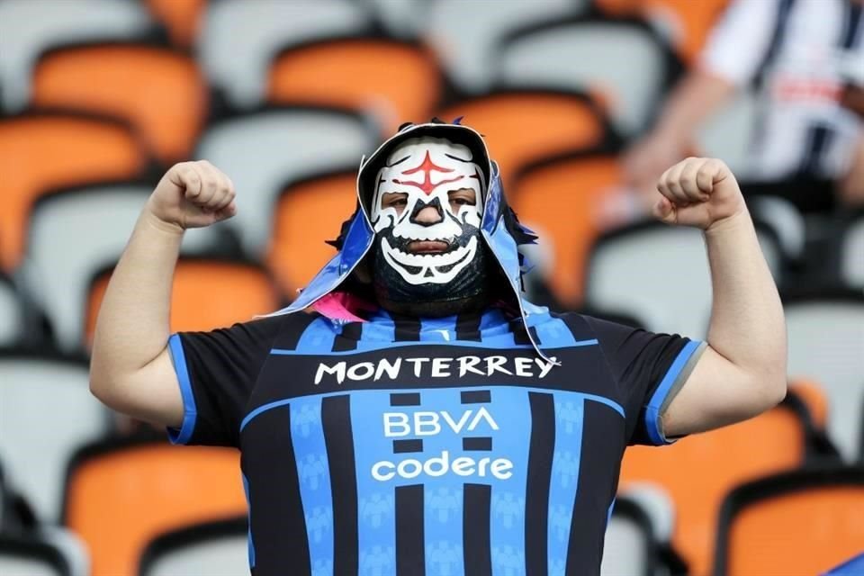 El color previo al Clásico.