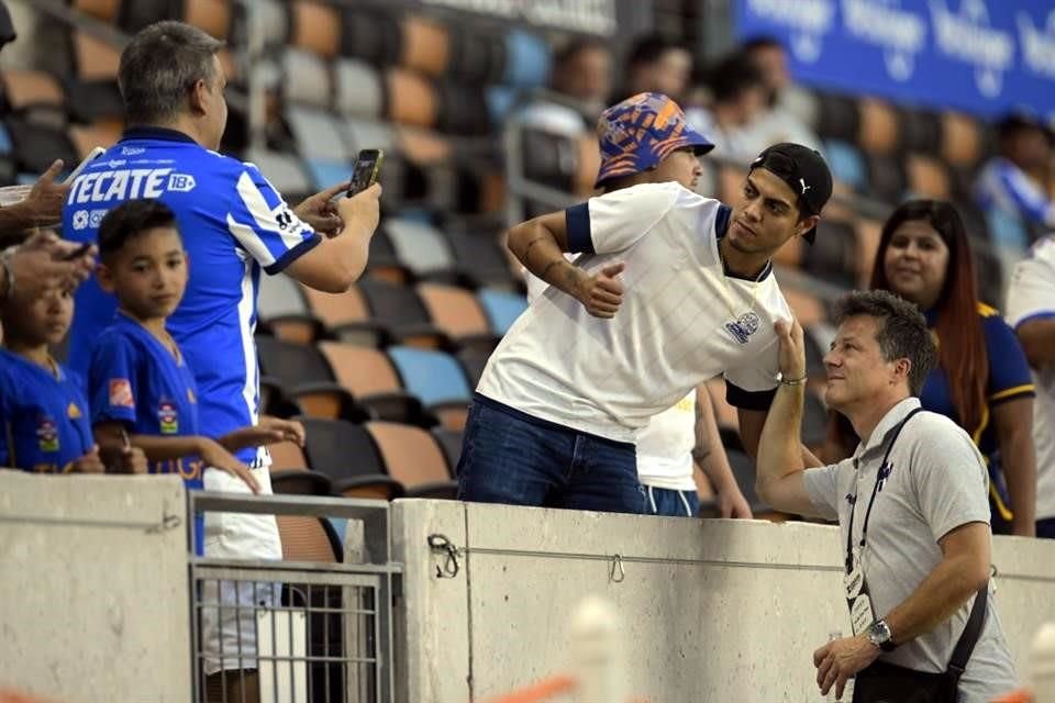 El color previo al Clásico.