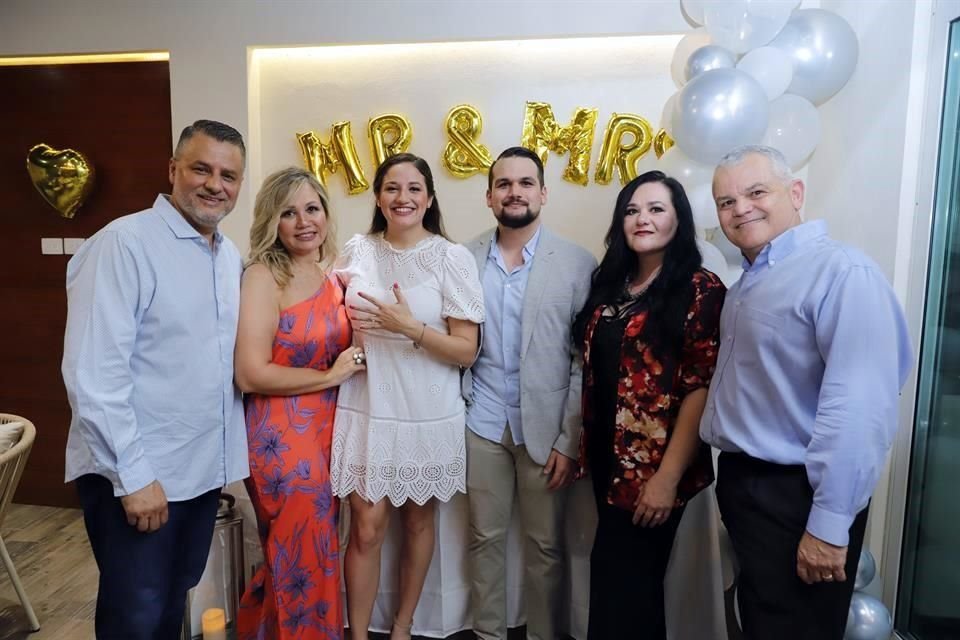 Juan Carlos Gómez, Mayra Montemayor, Janine Dean Gómez Montemayor, Pedro Pablo Ramírez Ayala, Janett Ayala de Ramírez y Jorge Sergio Ramírez Lizarraga