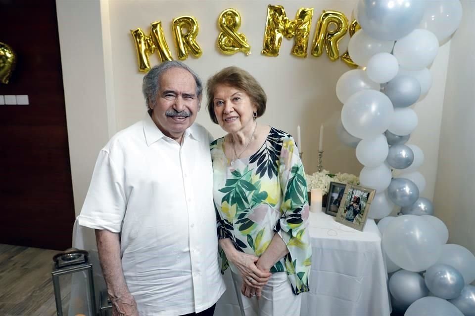 Jesús Ayala y Graciela de Ayala