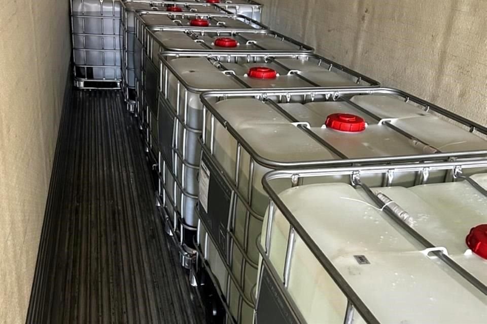 El agua residual reciclada está almacenada y lista para utilizarse en la preparación de la cerveza.