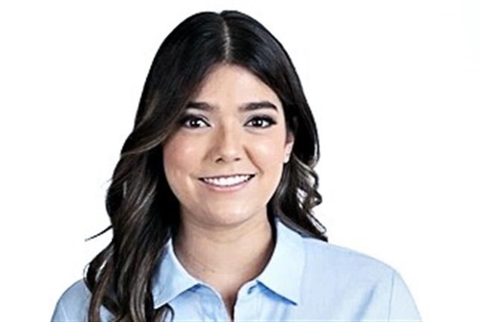 Cecilia Robledo, quien recién tomó protesta para ocupar una vacante de legisladora en el Congreso Local, lamentapresiones del Gobernador.