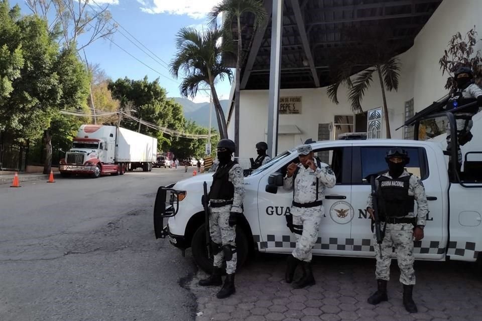 Elementos del Ejército, Guardia Nacional y Policía estatal fueron parte del despliegue de seguridad.