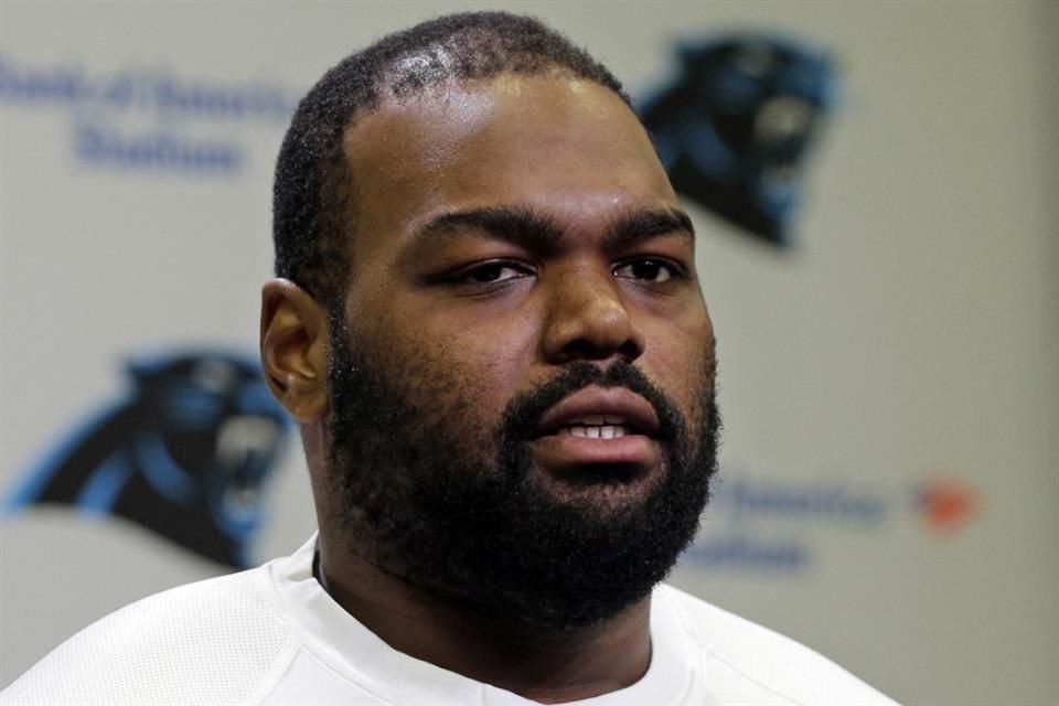 El ex jugador de la NFL, Michael Oher, reveló que la historia que se muestra en la cinta 'Un Sueño Posible' que según se basa en su historia, es falsa.