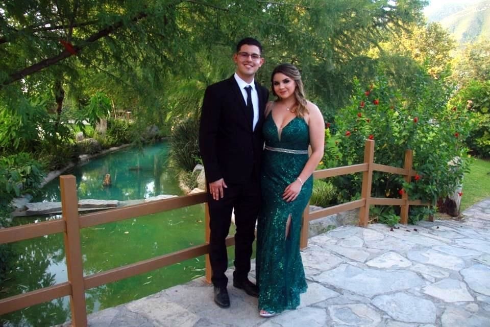 Daniel Rodríguez y Carolina Mier