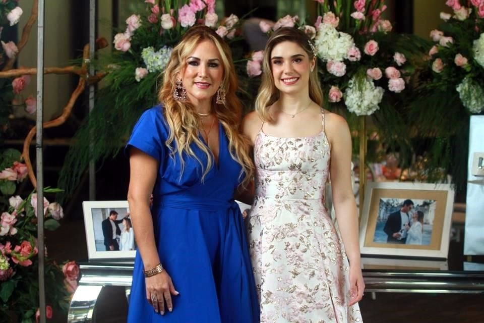 Leticia Muñiz de Elizondo y Alejandra González Niño de Rivera