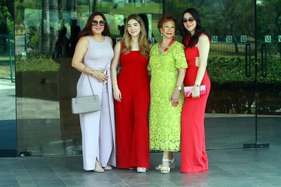 Jeanette Alanís de Cavazos, Daniela Cavazos Alanís, Dora Caballero de Cavazos y Fernanda Cavazos Alanís