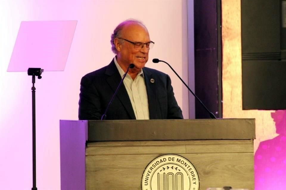 Mario Páez, Rector de la UDEM.
