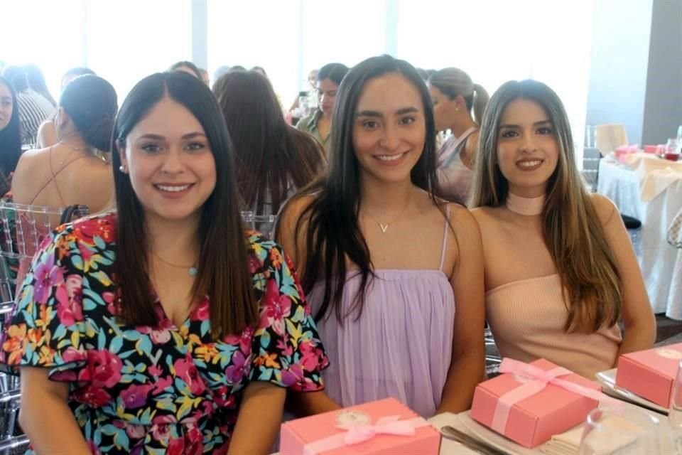 Diana Mata, Aislin Rosado y Jéssica Santoy