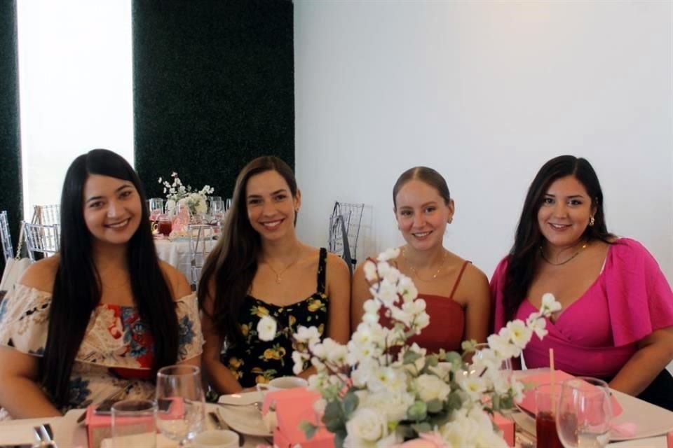 Gaby del Ángel, Daniela Bladé, Linda Sepúlveda y Diana Rodríguez