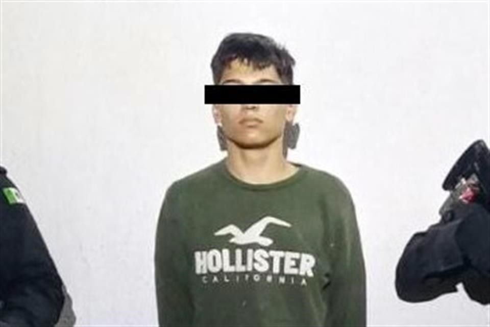 El detenido fue identificado como Érick, de 18 años.