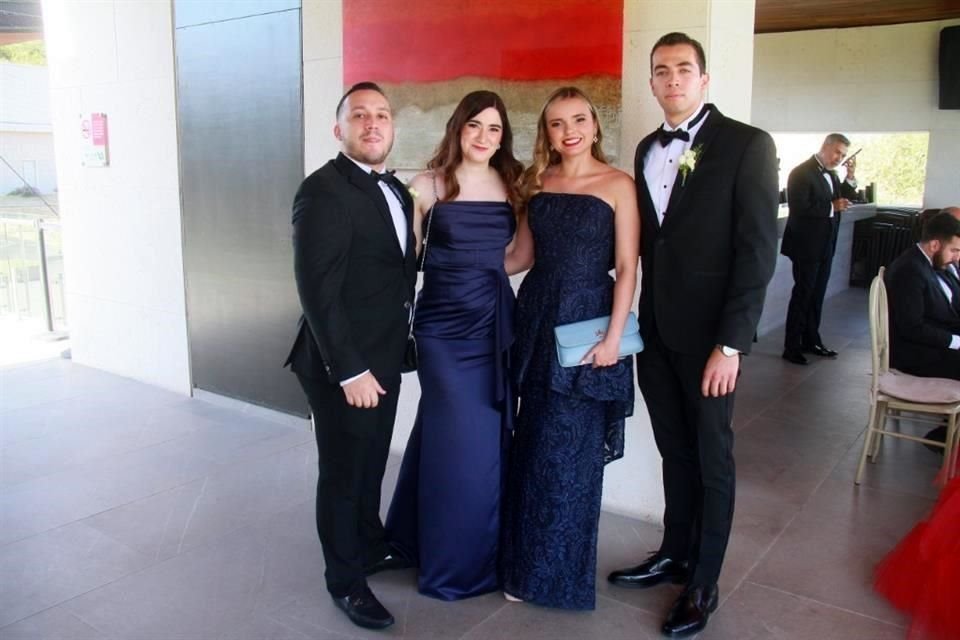 Luis García, Miranda González, Andrea Villegas y André Aparicio