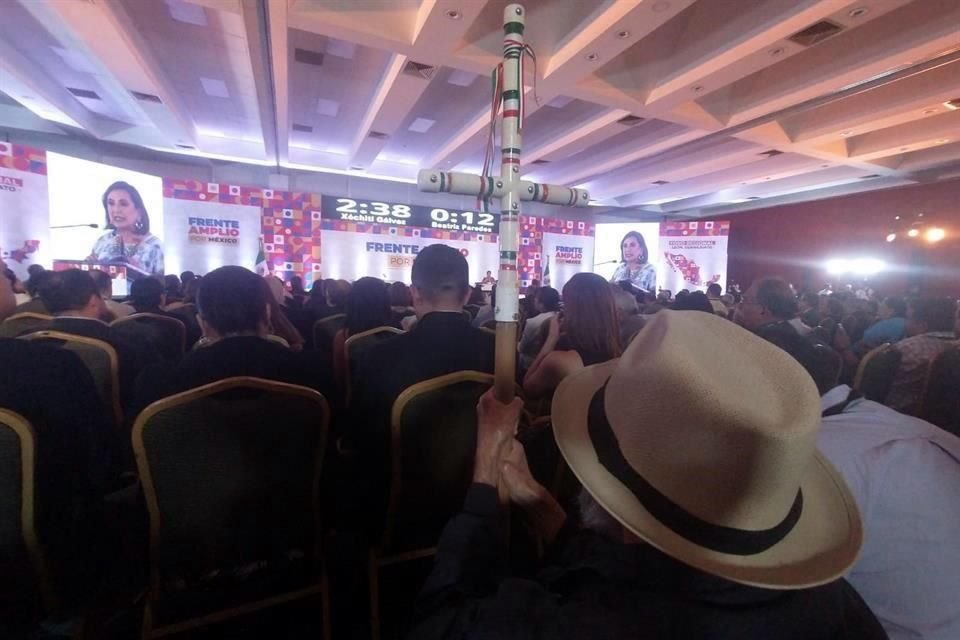 Aspecto del foro del Frente Amplio por México, que se lleva a cabo en el Poliforum de León, Guanajuato.