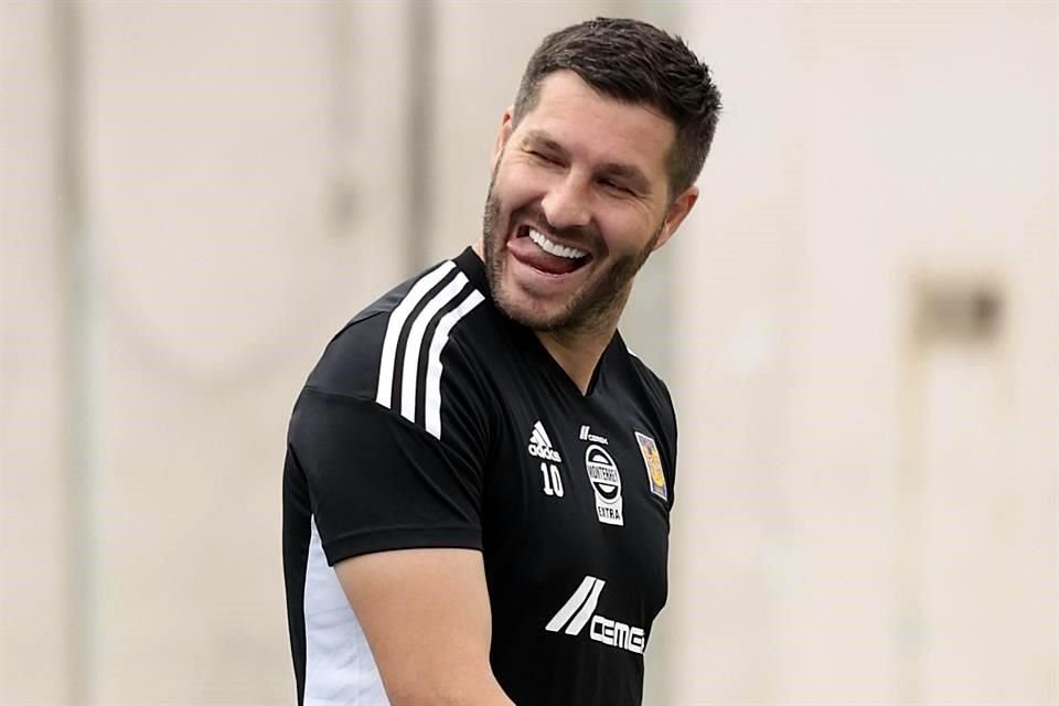 A Gignac le restan 14 partidos oficiales, al menos, entre Liga y Campeones Cup en lo que falta del año.