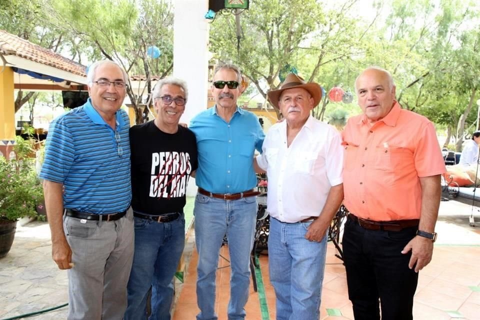 César Martínez Garza, Juan José Martínez Chávez, Miguel González, Eduardo Serna y Daniel Elizondo