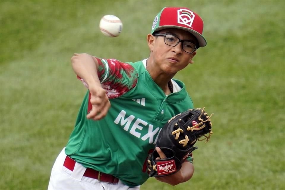 Bernardo Partida lanzó toda la ruta por México y apenas toleró tres hits de los nipones.