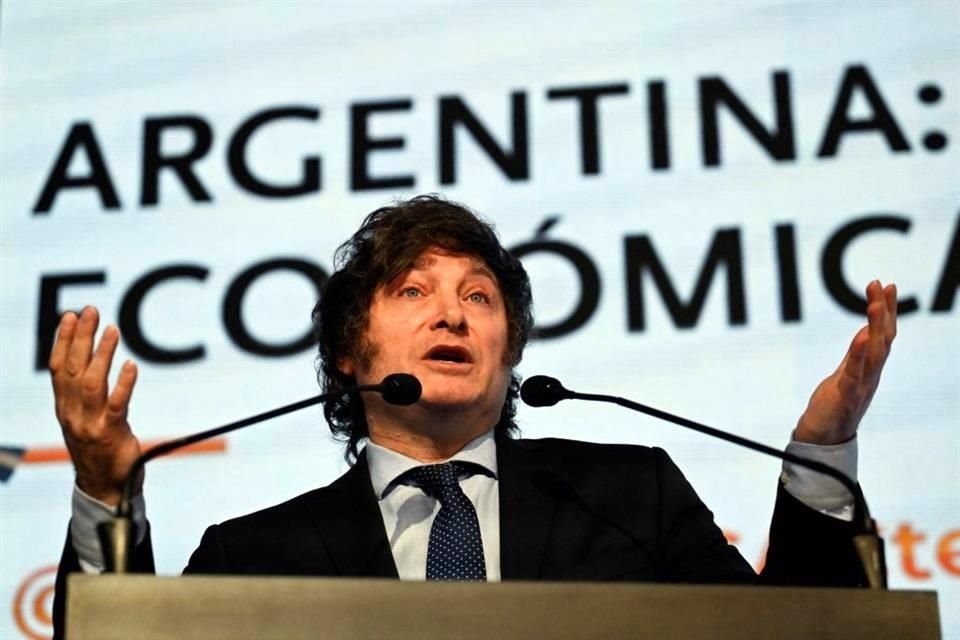 El candidato Javier Milei rechazó el anunciado ingreso del país sudamericano a los BRICS al considerar que no quiere tratar con naciones gobernadas por la izquierda de llegar a la Presidencia.