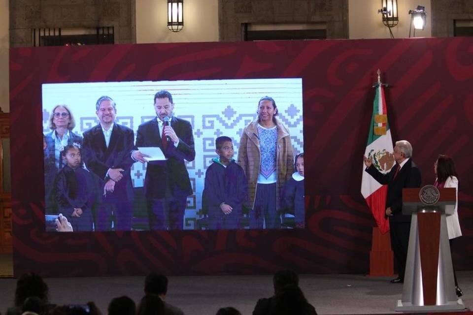 El Jefe de Gobierno Martí Batres se conectó a la conferencia mañanera.