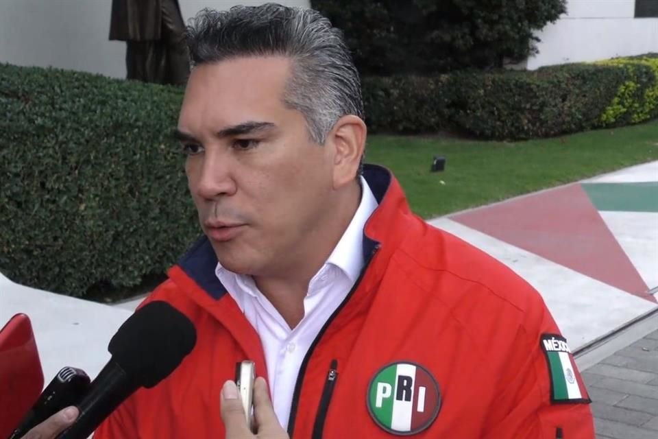 Entrevistado en Puebla, previo a un evento con Xóchitl Gálvez, 'Alito' Moreno señaló que el PRI va con los mejores perfiles y los más comprometidos.  