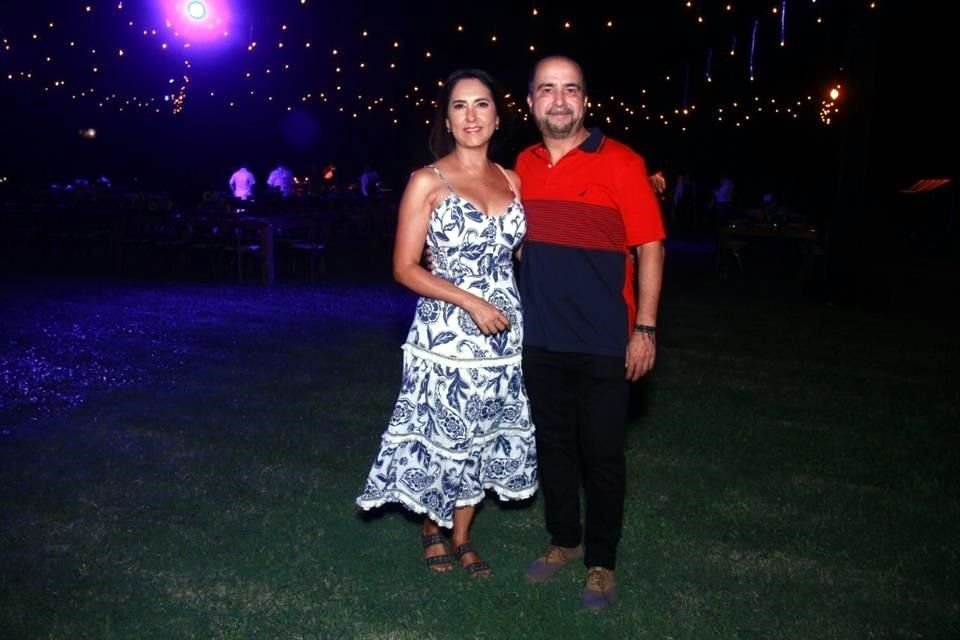 Claudia Fernández de Vela y Jorge Vela Hinojosa