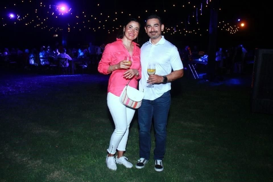 Fabiola Trujillo y Mario Siller