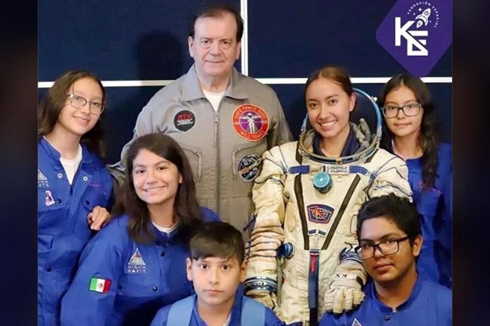 La astronauta Katya Echazarreta auspició en julio el campamento juvenil 'Misión a Marte', en Guadalajara.