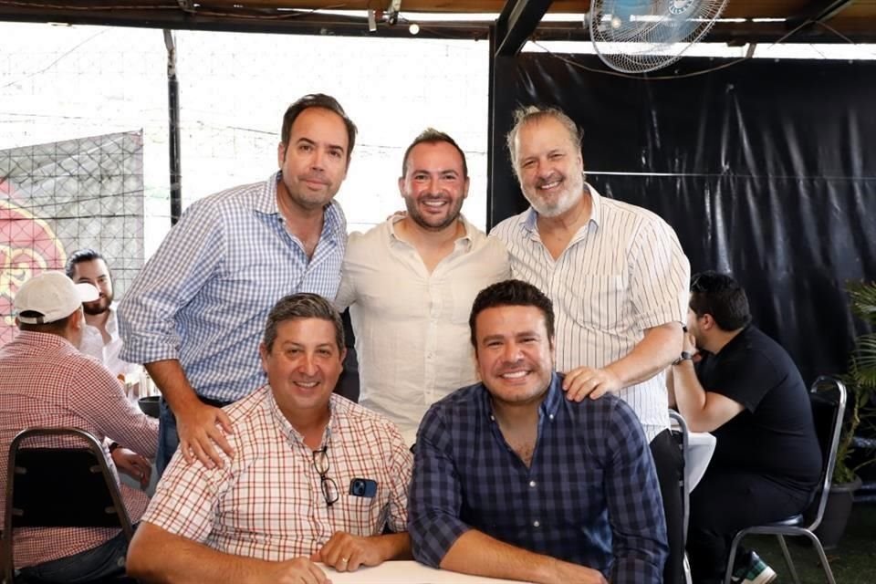 Pedro de la Torre, David Canavati, Roberto Gómez Junco, Óscar Odriozola y Alberto de la Torre