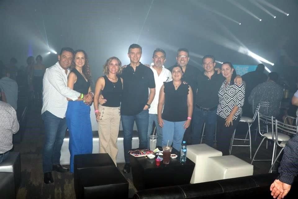 Sergio López de Lara, Erika Santos, Bety Urrutia, Samuel  Gámez, Hugo Tamez, Mónica Elizondo, Fabián Ramos, Eddy Hinojosa y Patricia Gutiérrez