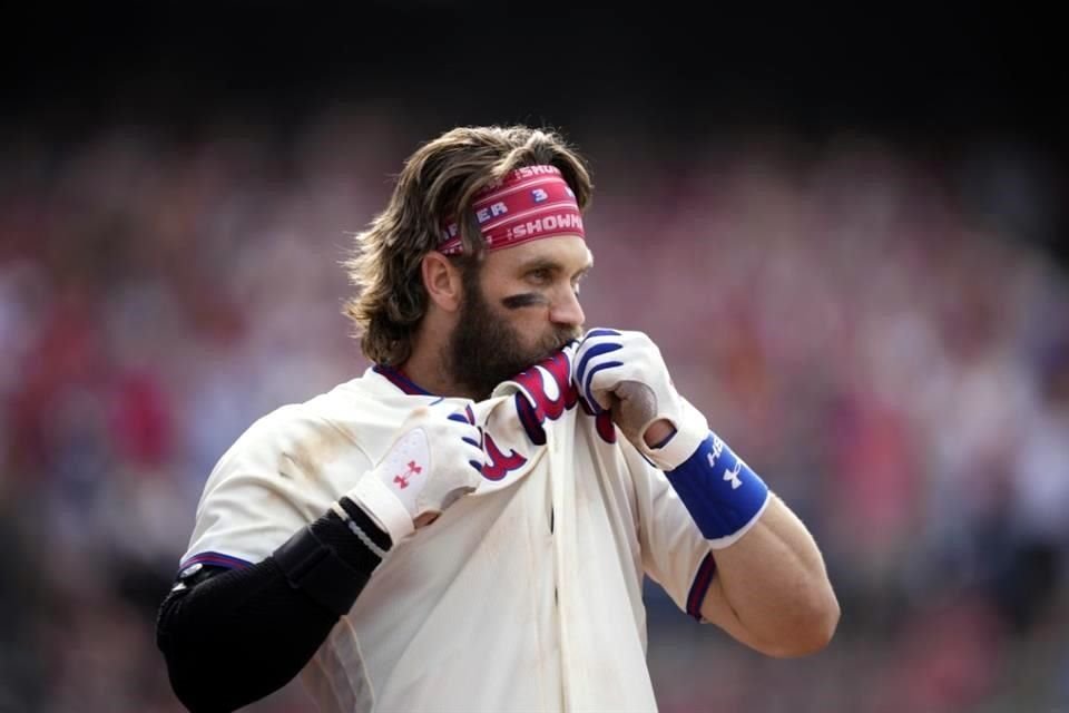 Bryce Harper llegó a 300 jonrones en Grandes Ligas.