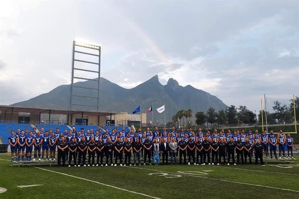Los Borregos se tomaron su foto oficial.