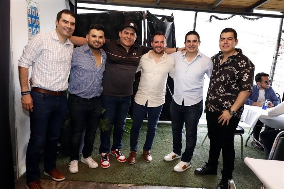 Rolando Valadez, Adrián Moreno, Jerry Lerma, David Canavati, Mariano Sáenz y Miguel Torres